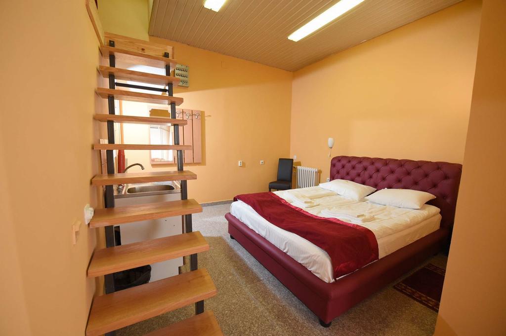 Apartment Inn Rooms 诺威萨 客房 照片